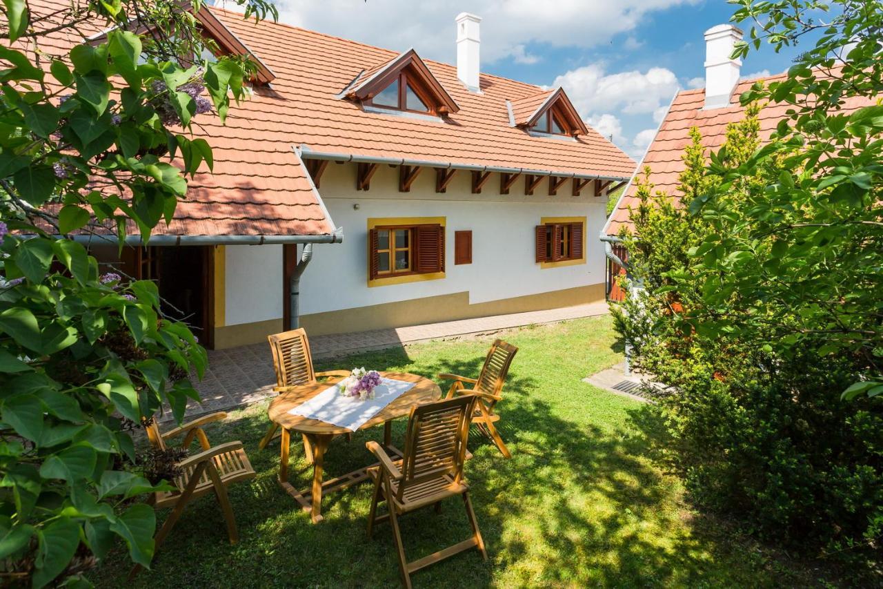 In Köveskál